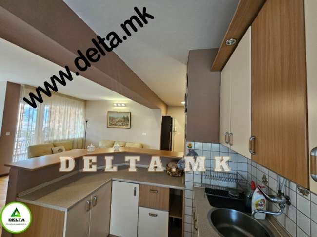 Apartament me tre dhoma gjumi të mobiluar plotësisht në Qendër - 3