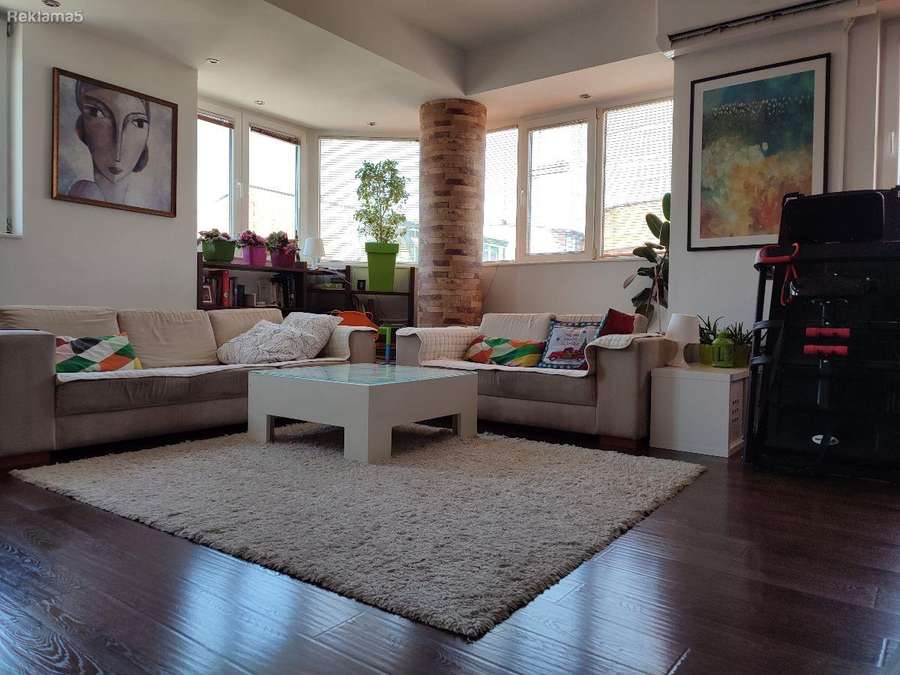 Apartament në Qendër - 1