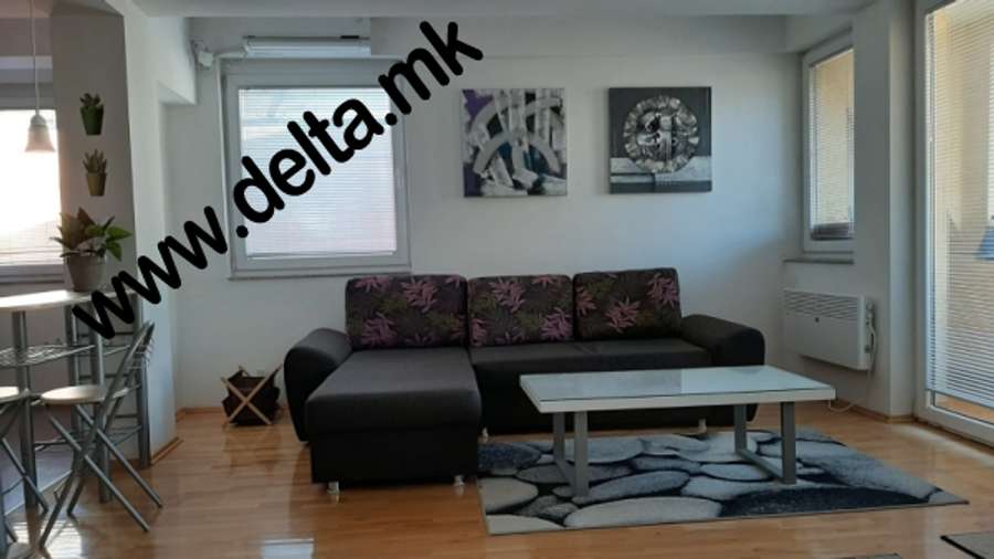 Apartament me tre dhoma gjumi për qira (kat i shtëpisë) - 1