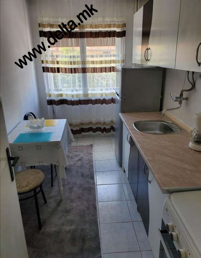Apartament me dy dhoma gjumi për qira në Qendër - 3