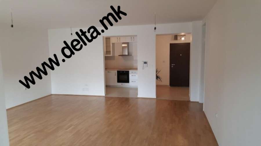 Four-room apartment in the Center near the Ministry of Interior - 1