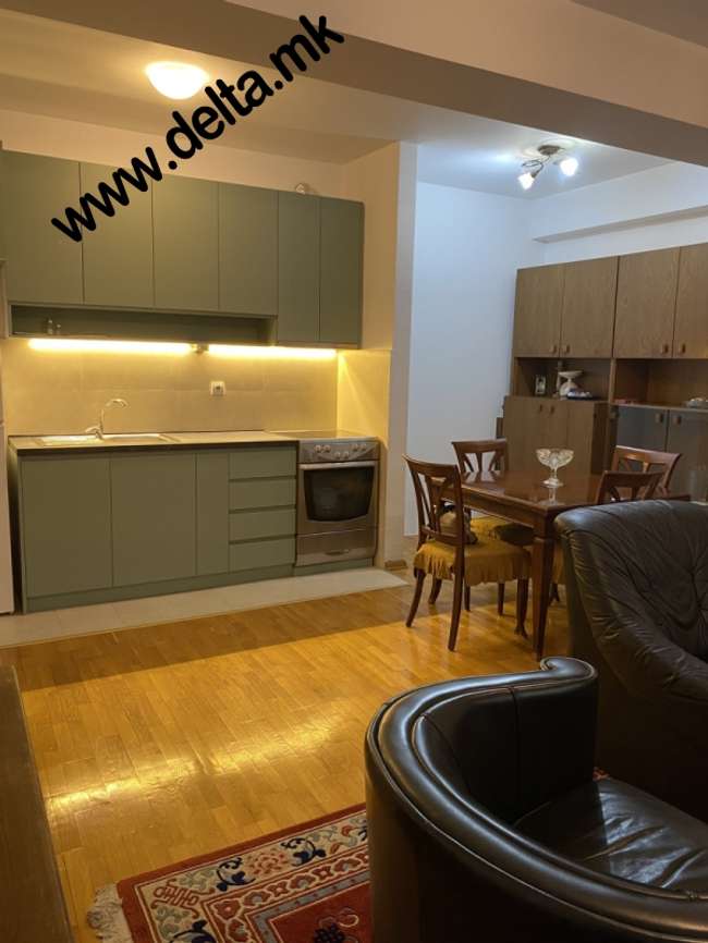 Apartament me tre dhoma gjumi në Qendër - 2
