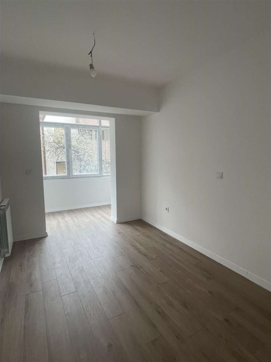 Two-bedroom apartment in Debar Maalo Silbo - 1