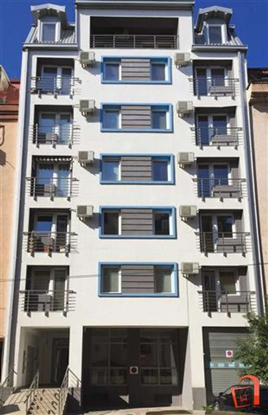 Apartament në Qendër - 1