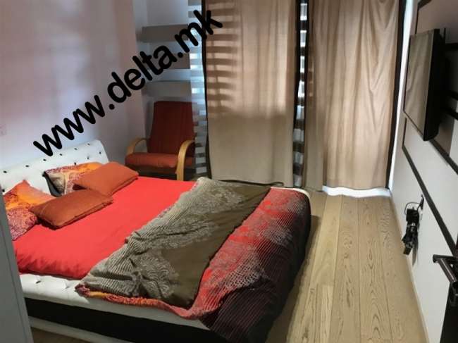 Apartament me tre dhoma në një lokacion tërheqës në Qendër - 3