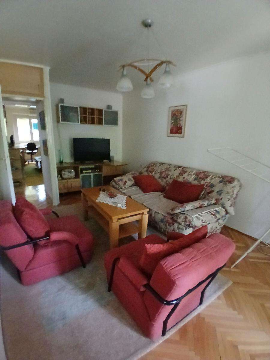 Apartment in Karposh 4, Russian Buildings - 1