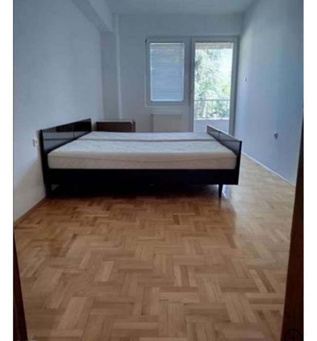 Apartament i rinovuar në Kisela Voda - 3