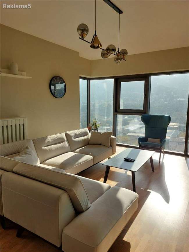 Apartament në Qendër image