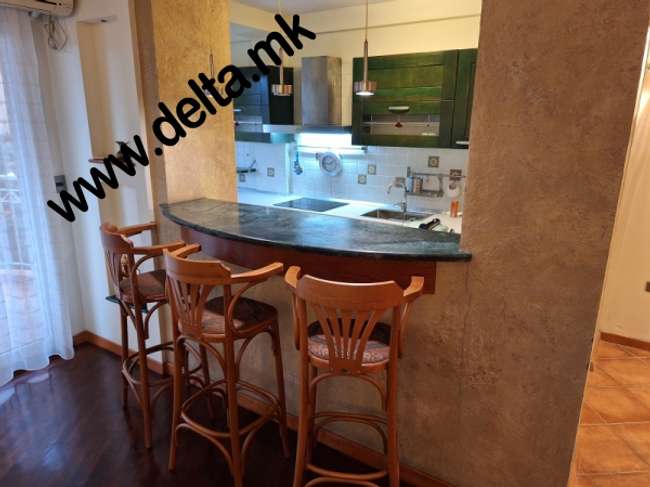 Jepet me qira apartament i ri me tre dhoma në Karposh 4 Antiko - 3