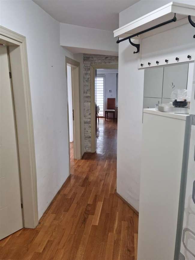 Apartament në Qendër - 3