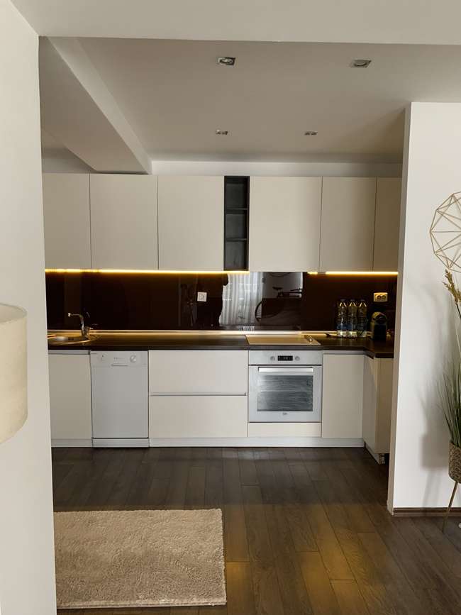 Apartment in a Quiet Location in the Center - 2