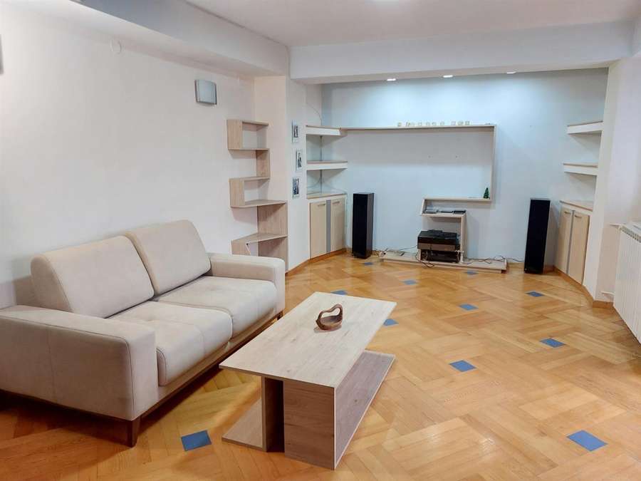 Apartament Duplex në Michurin - 1