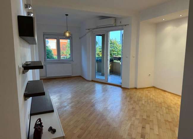 APARTAMENT ME PAMJE NGA VODNO - 2