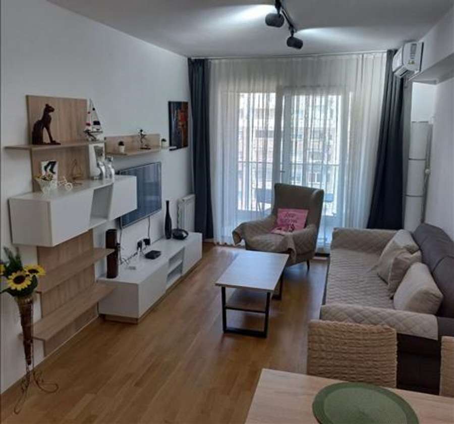Apartament me dy dhoma gjumi në Aerodrom - 1