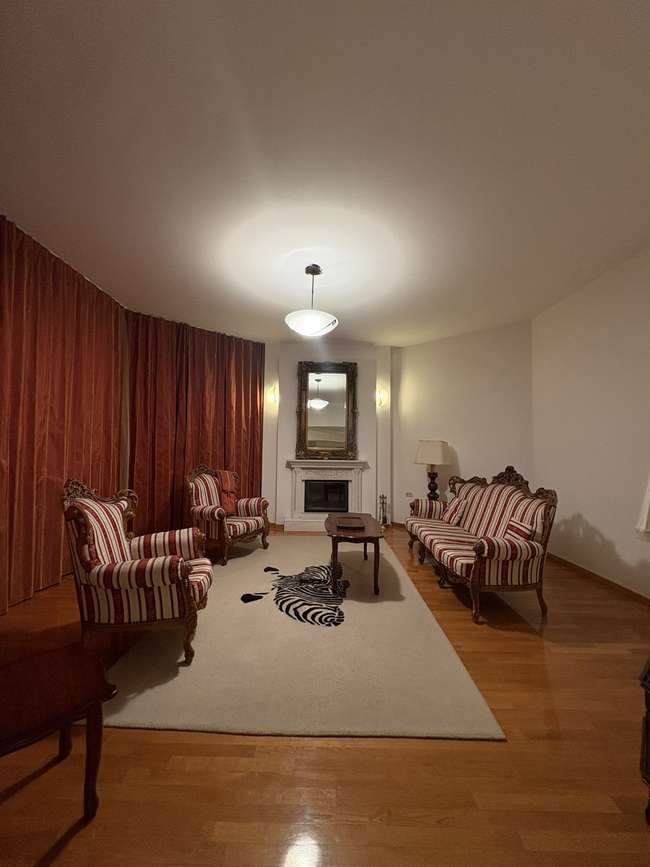 Apartament i gjerë në kompleksin Shën Gjon - 3