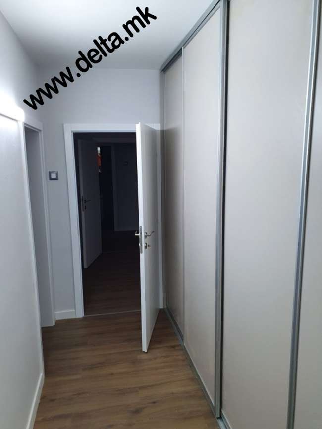 Empty 4-room apartment for business purposes in Taftalidze 1 - 2