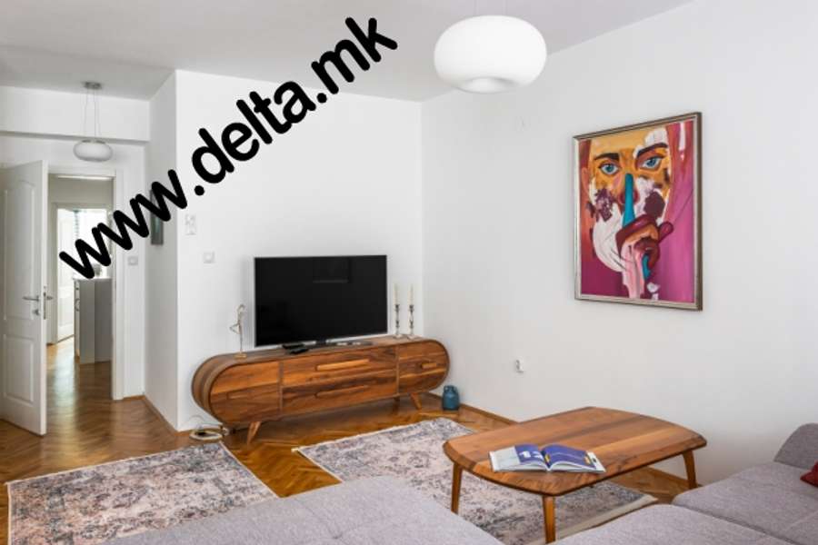 Apartament i ri, i mobiluar me tre dhoma gjumi në Qendër - 1