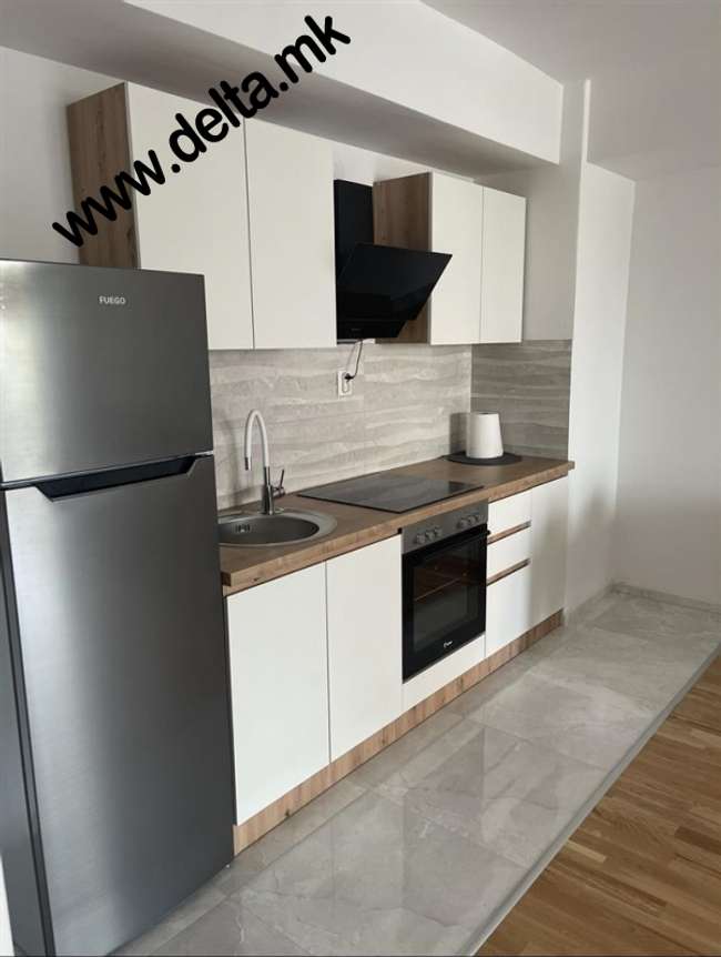 Three-Bedroom Apartment in the Center - 2