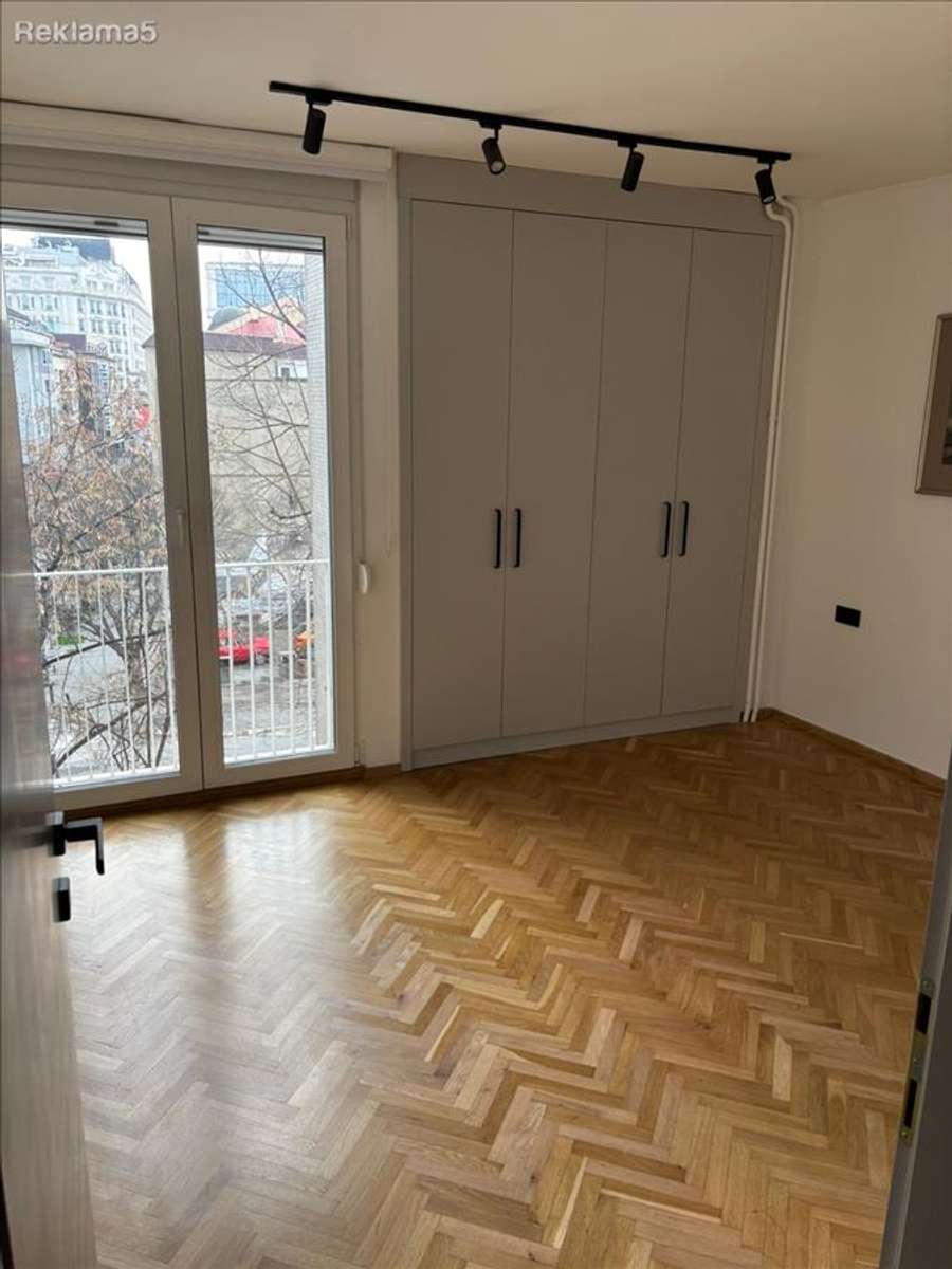 Apartment in Center - 1