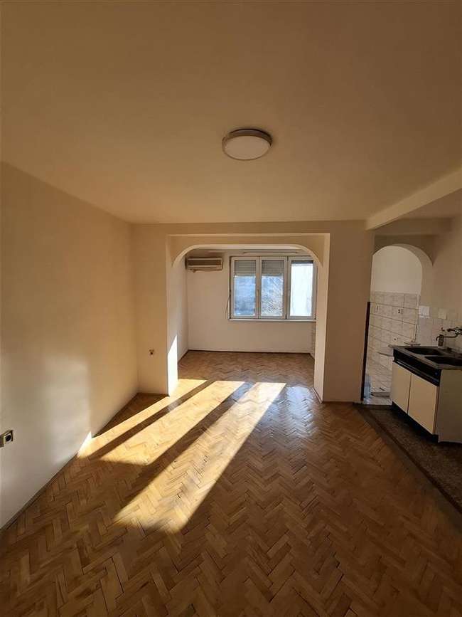 Apartment in Karposh 1 - 3