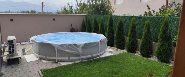New house with landscaped yard in Jaka - 2