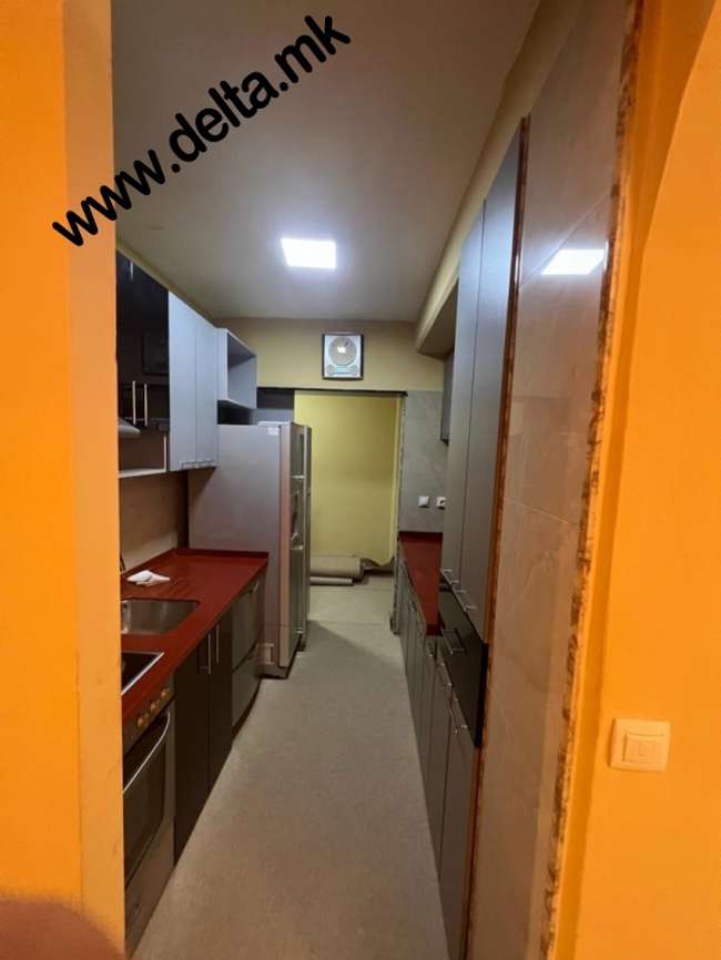 Apartament me oborr në Aerodrom - 3