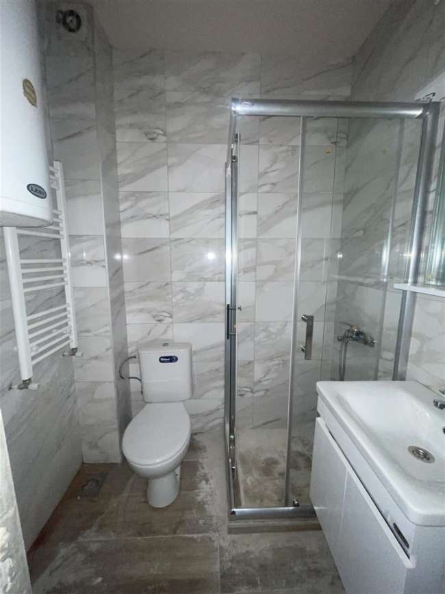 Two-bedroom apartment in Debar Maalo Silbo - 3
