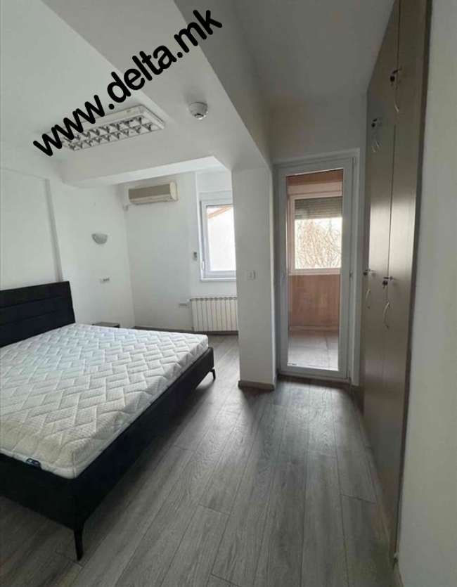 Apartament me tre dhoma gjumi për qira në Qendër - 3