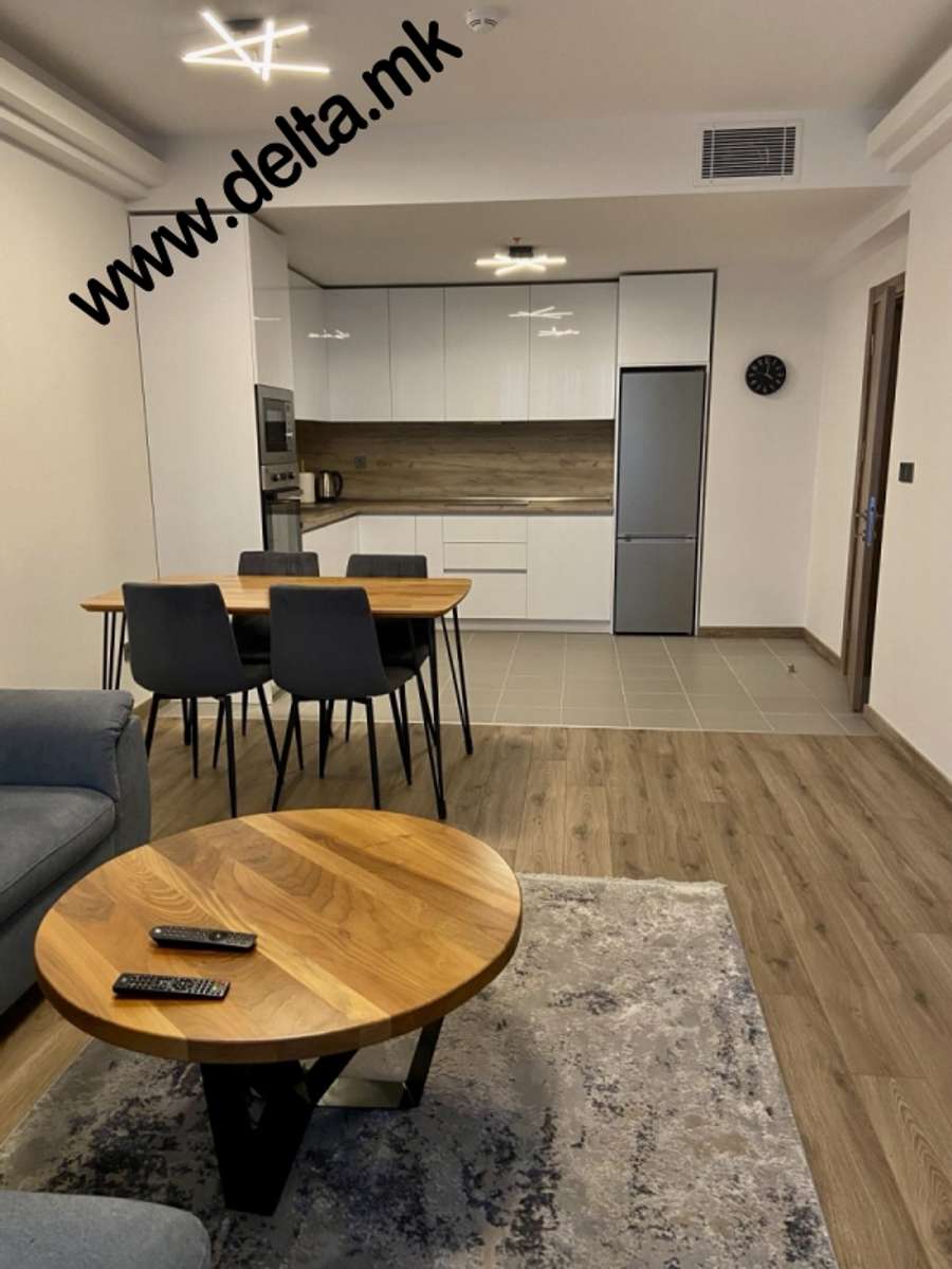 Apartament me tre dhoma gjumi për qira në Aerodrom Jevahir - 1