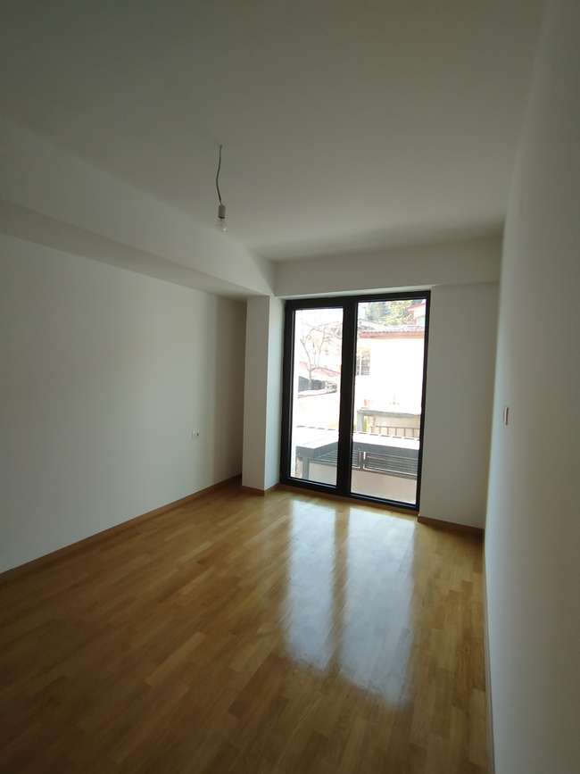 Apartament i Gjerë në Pržino - 2