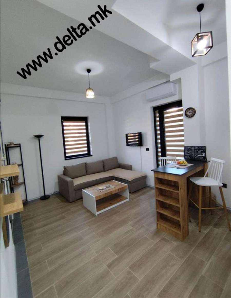 Apartament me dy dhoma gjumi të mobiluar plotësisht në Qendër - 1