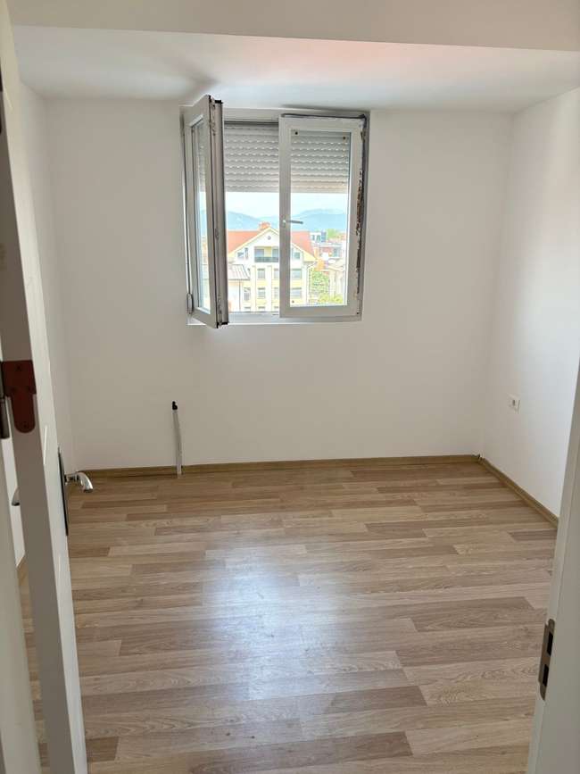 Apartament i shkëlqyer në Strugë - 3