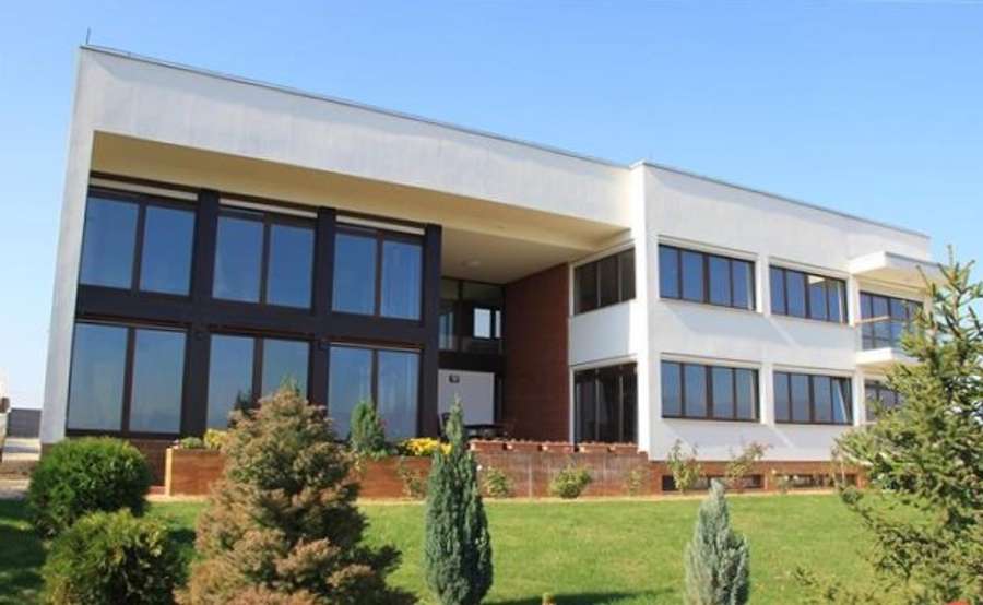 Modern House in Bardovci - 1