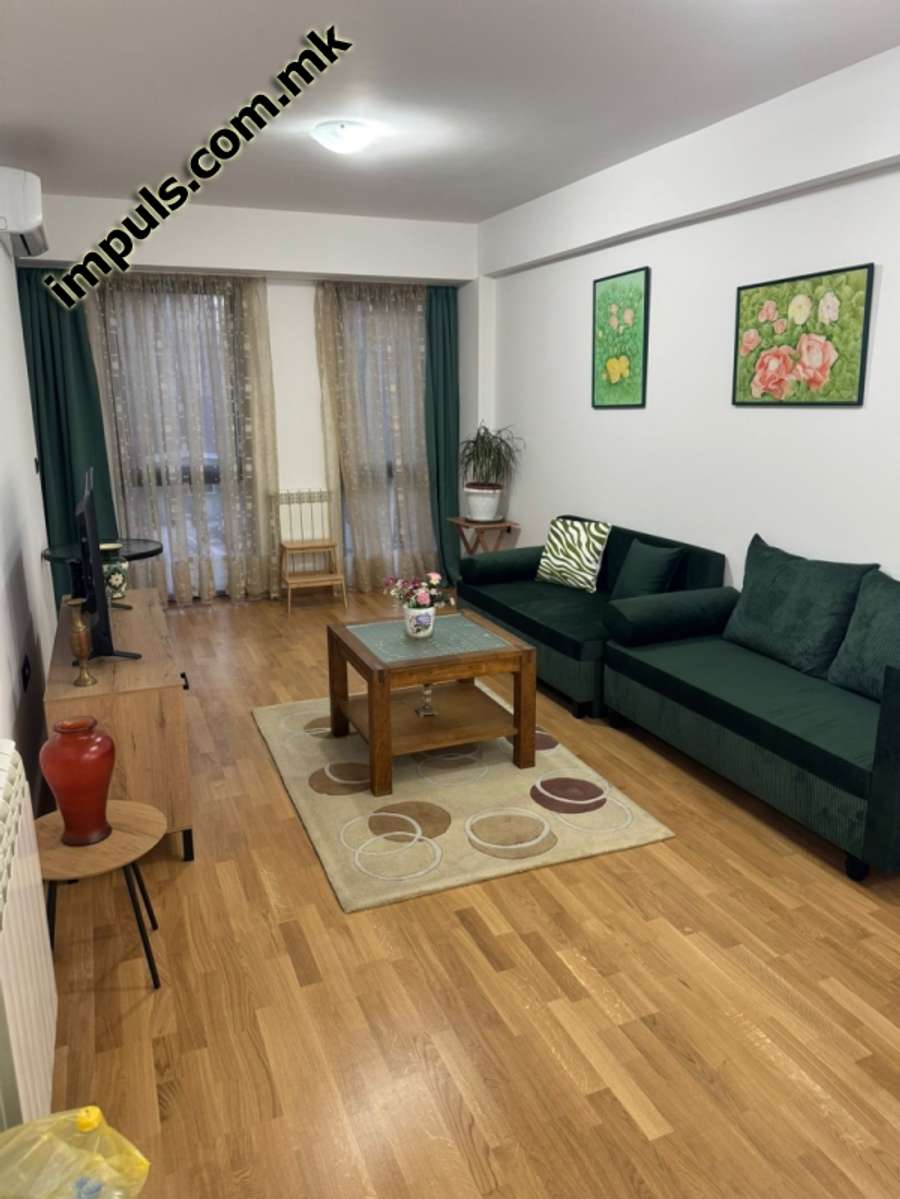 Apartament i bukur me dy dhoma në Qendër - 1
