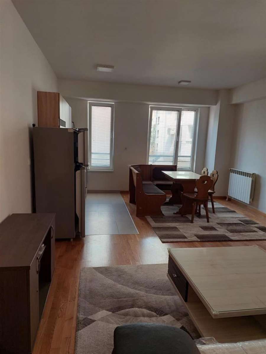 Apartament në Qendër - 1
