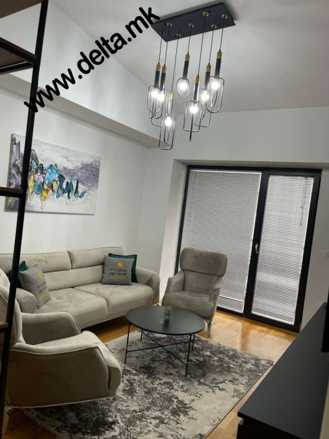 Apartament me tre dhoma gjumi të mobiluar plotësisht në Qendër - 3
