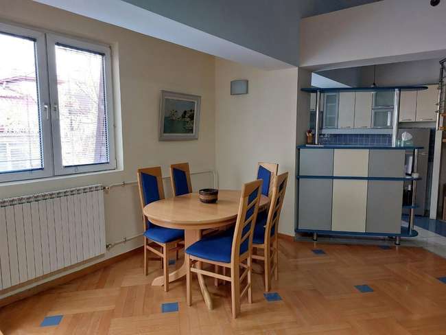Apartament Duplex në Michurin - 2