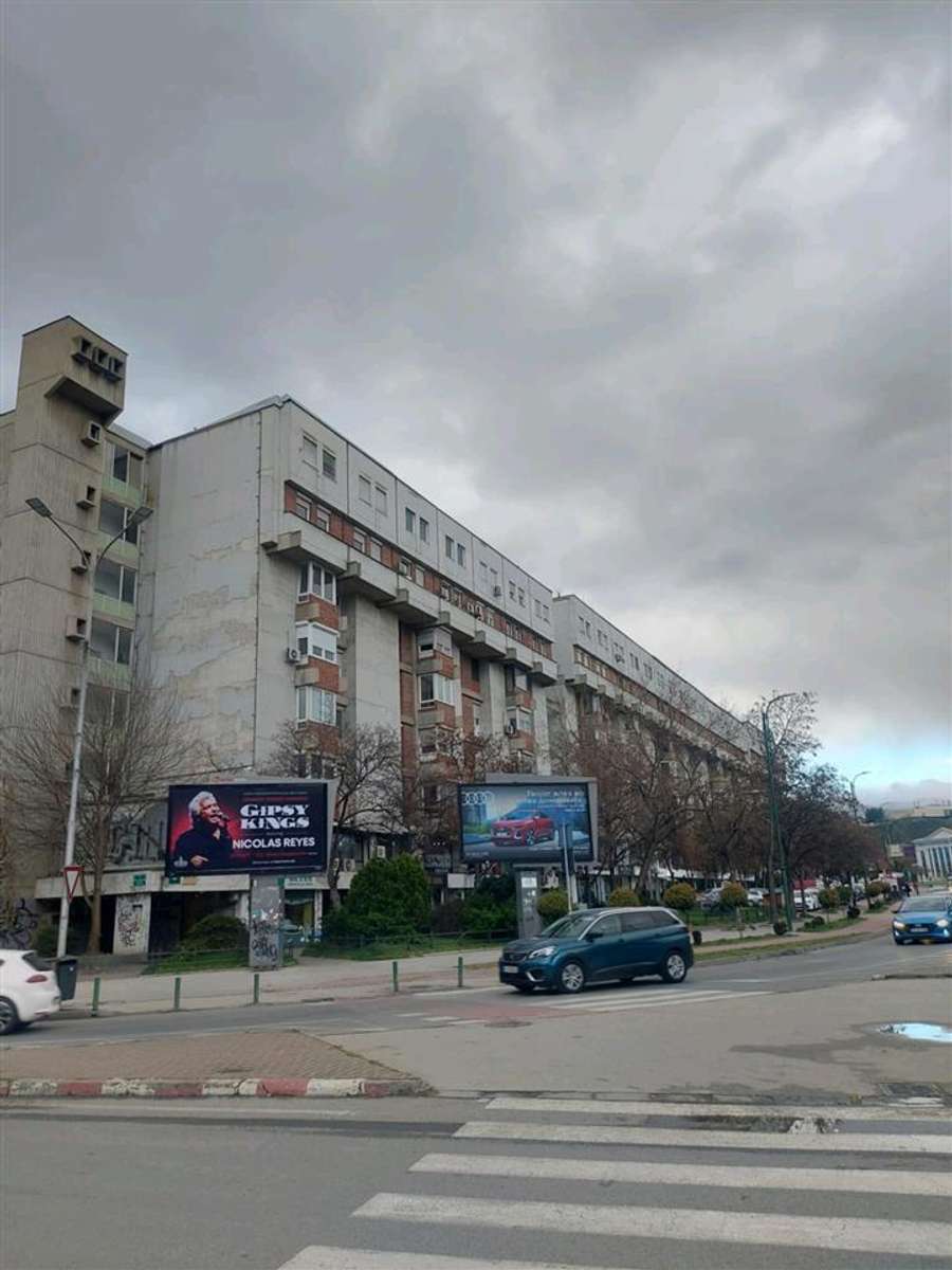 Apartament në Qendër - 1
