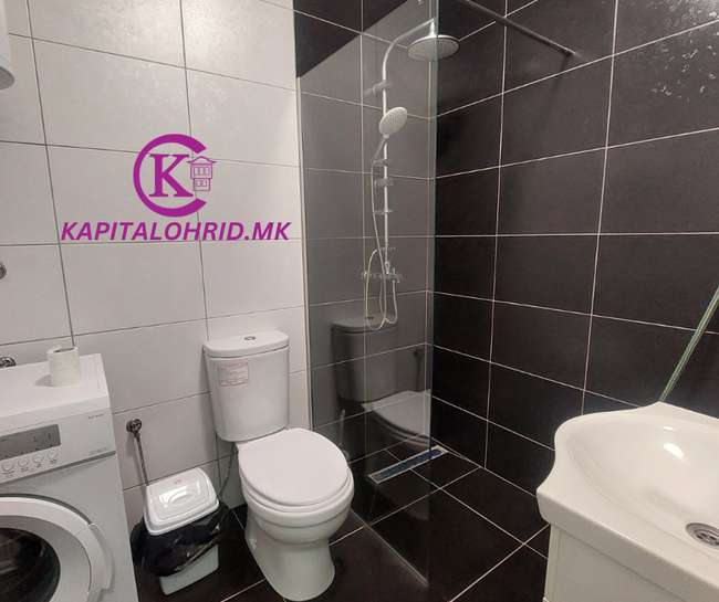 Apartament Dy-Dhomësh i Mobiluar pranë Stacionit të Autobusëve Ohër 48 m2 - 2