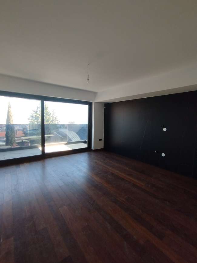 Apartament i Gjerë në Pržino - 3