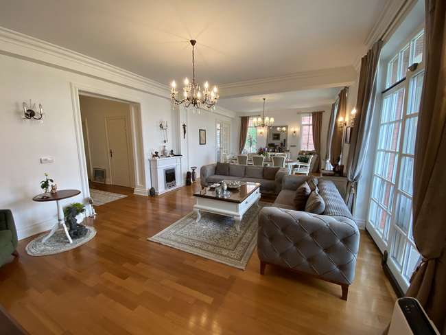 Luxury Apartment in Verina - 2