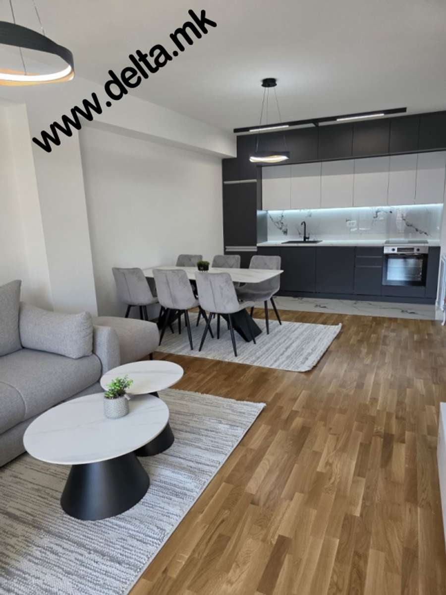 Apartament katër dhomash i mobiluar, i pa banuar për qira - 1