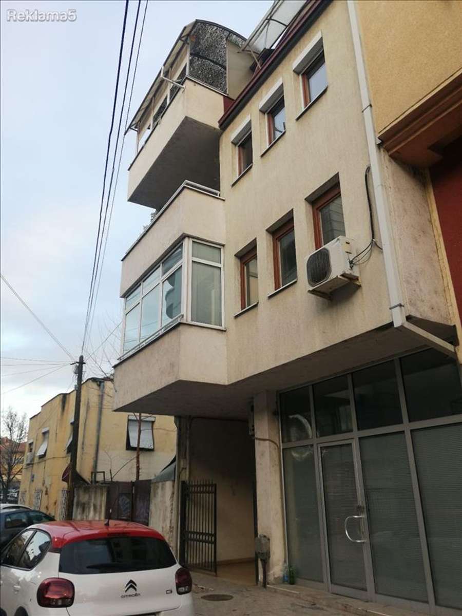 Гарсоњера во Центар - 1