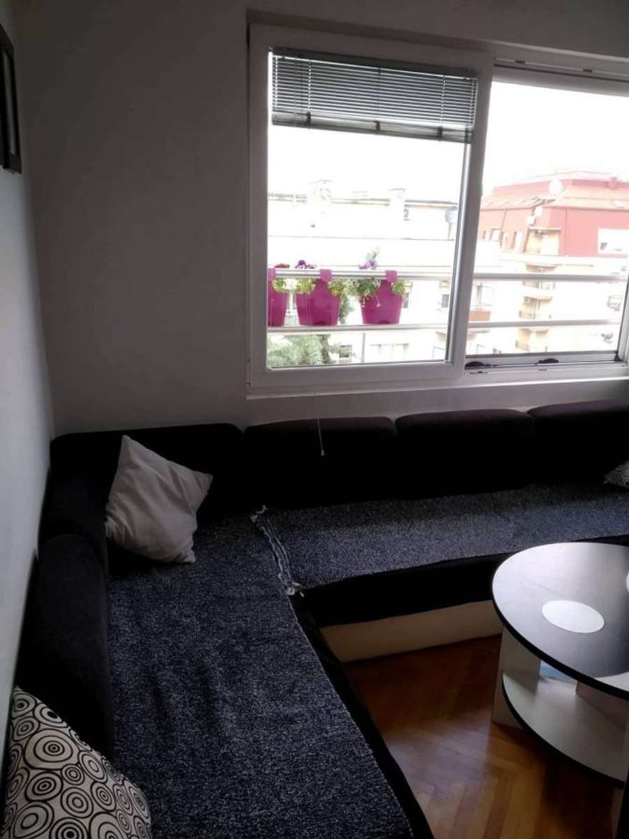Apartament i mobiluar në Kisela Voda - 1