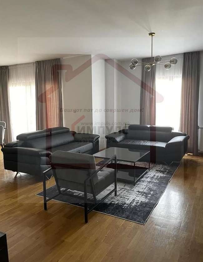 Apartament luksoz 4-dhomësh në një lokacion atraktiv në Qendër - 3