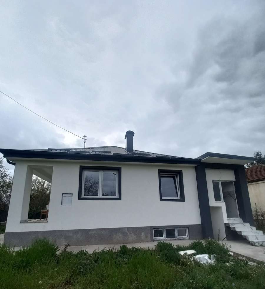 House with clean property sheet in Gjorce Petrov - 1
