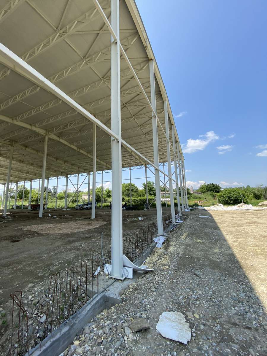 Hala Industriale e Re në Volkovo - 1