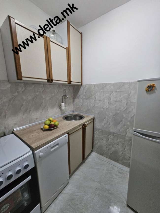 Apartament me dy dhoma gjumi për qira në Qendër - 2