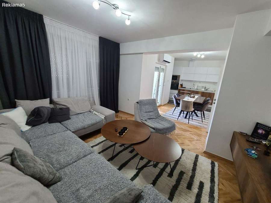 Apartment in Aerodrom - 1