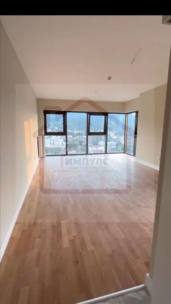 Apartament i zbrazët 4-dhomësh për qëllime biznesi në qendër - 2